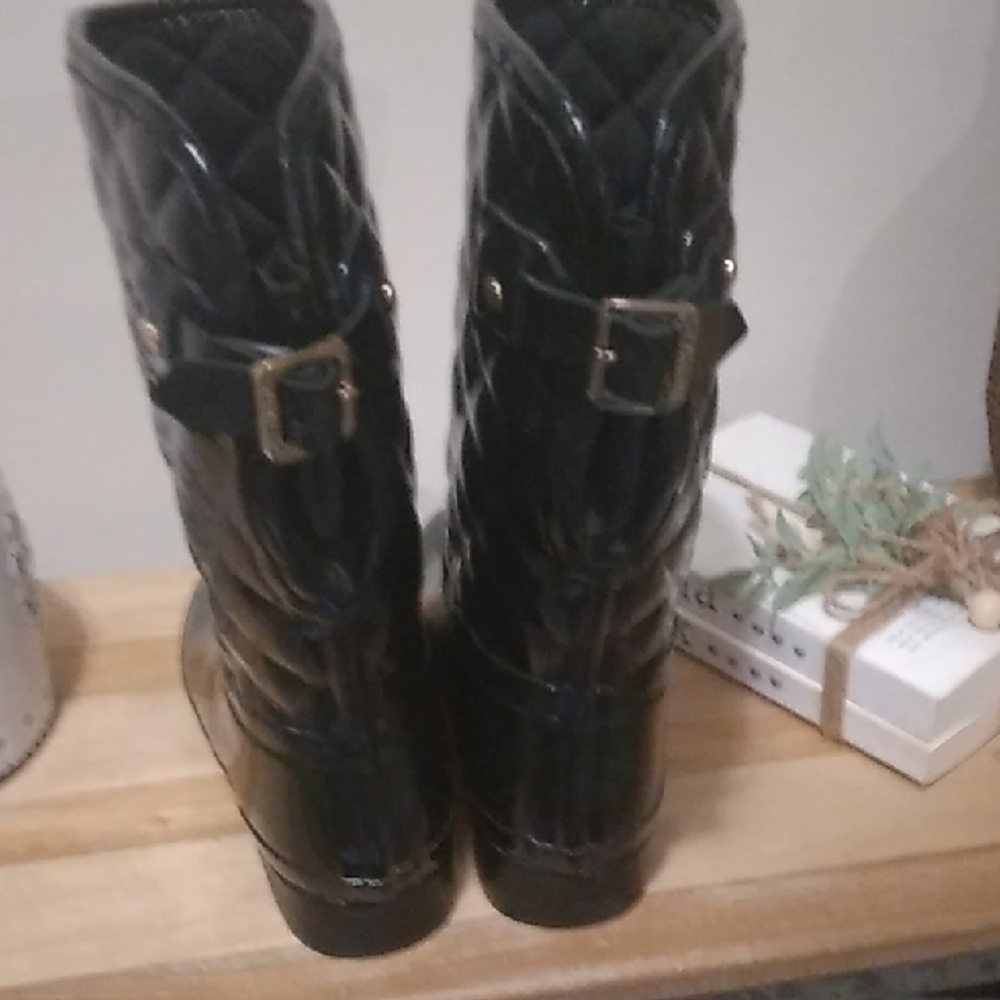 Women's Hunter Refined Gloss Quilt Short Rain Boots - Picture 4 of 11
